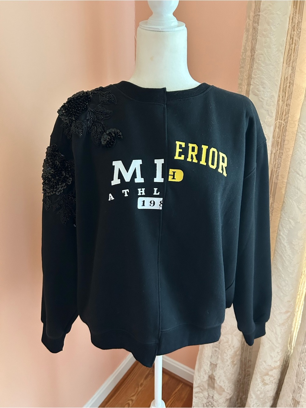 Lea & Viola embroidered sequins and beans sweatshirt sweater